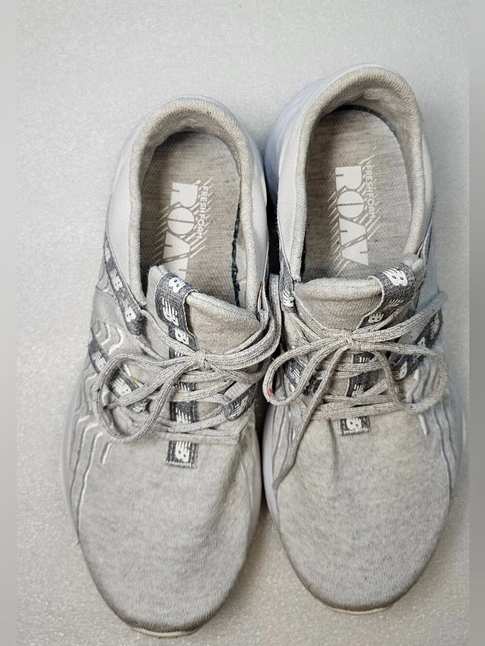 Men 8.5 NEW BALANCE Unisex Fresh Foam Roav Running Sneakers White